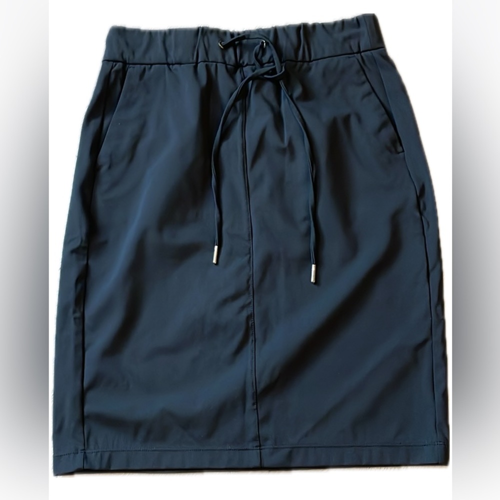 RW&Co Black Nylon Active Pencil Skirt with draw string waist .